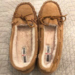 minnetonka moccasins